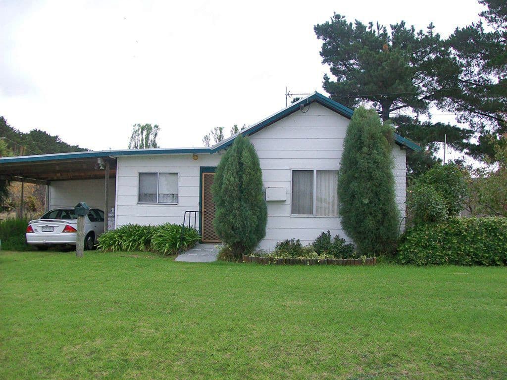 1 Cunningham Street, LISMORE VIC 3324, Lismore - Image 1
