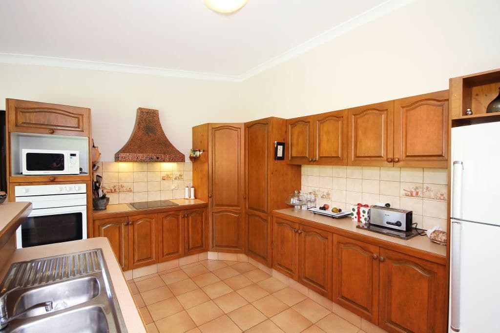 2 Verdure Place, BONOGIN QLD 4213, Bonogin - Thumbnail 5