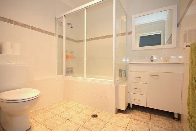 64 Birdwood Road, GEORGES HALL NSW 2198, Georges Hall - Thumbnail 8