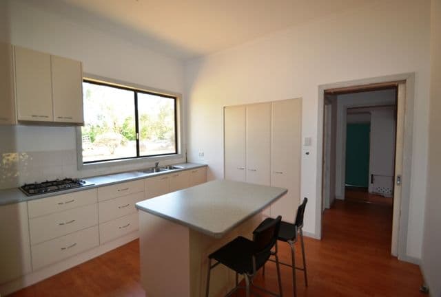 25 Scobie Street, AVENEL VIC 3664, Avenel - Thumbnail 5