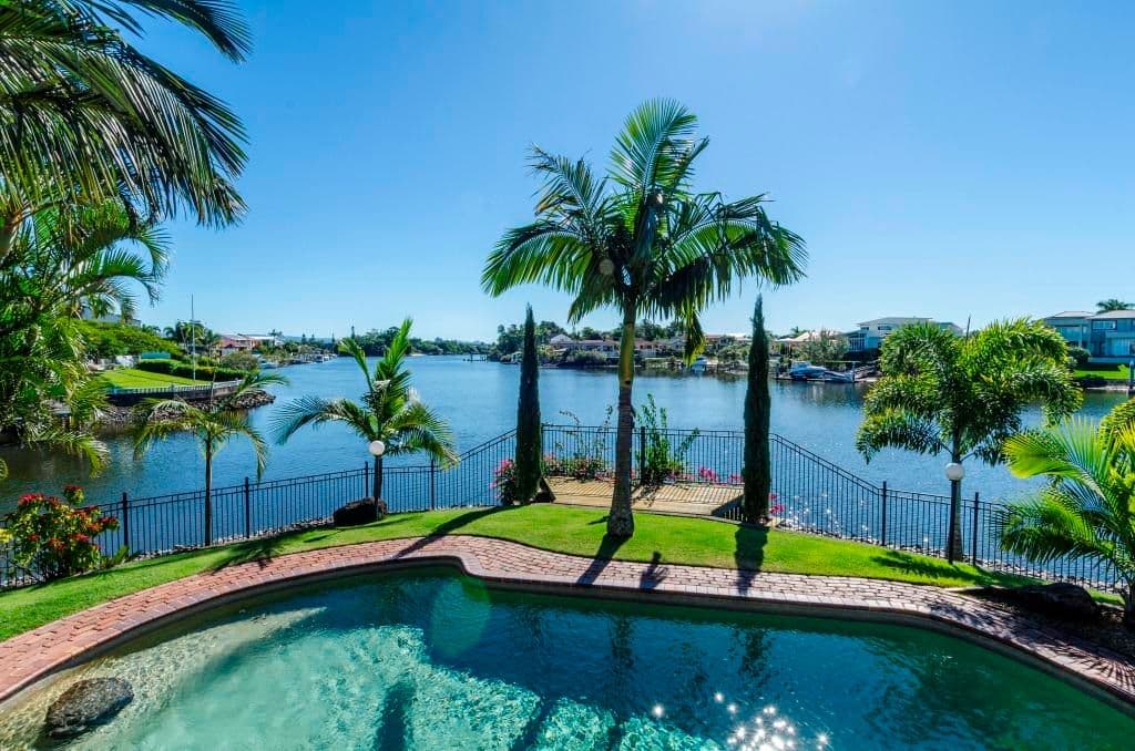 18 Alaska Avenue, BROADBEACH WATERS QLD 4218, Broadbeach Waters - Image 1