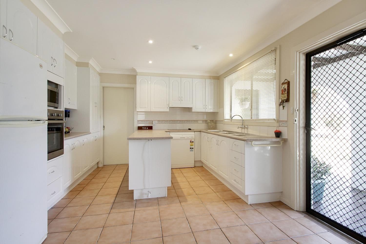 26 Dewhirst Street, GOULBURN NSW 2580, Goulburn - Thumbnail 4