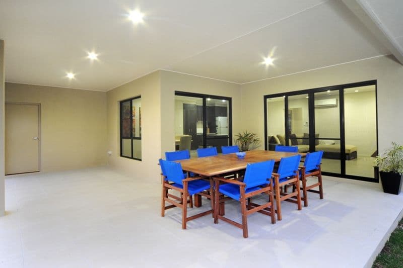 2 Jonquill Court, CANNONVALE QLD 4802, Cannonvale - Thumbnail 3