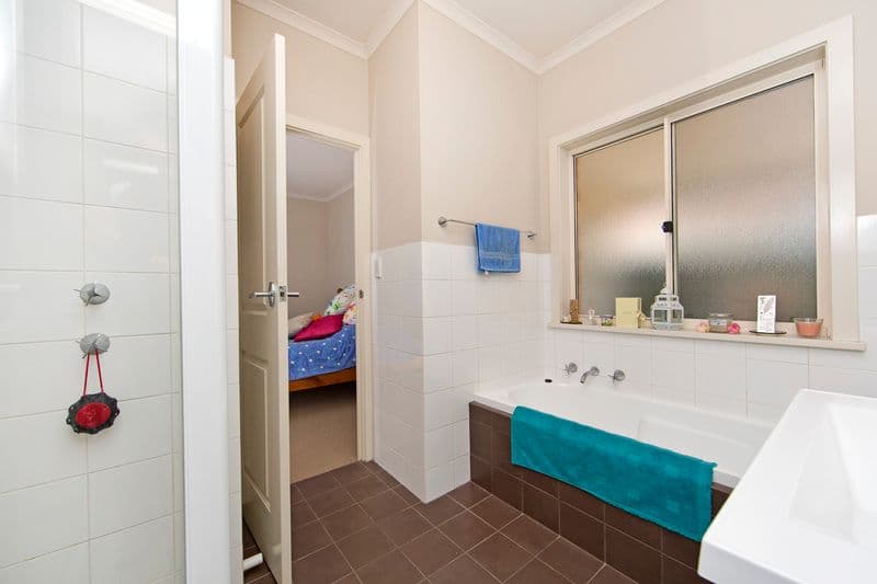 3 Darien Street, MAWSON LAKES SA 5095, Mawson Lakes - Thumbnail 4