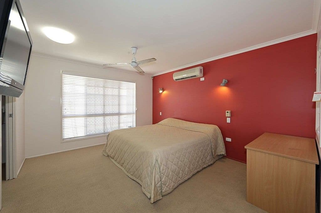 34 Harvey Street, AVENELL HEIGHTS QLD 4670, Avenell Heights - Thumbnail 7