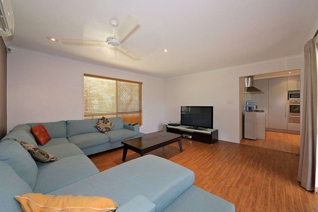 34 Harvey Street, AVENELL HEIGHTS QLD 4670, Avenell Heights - Thumbnail 4
