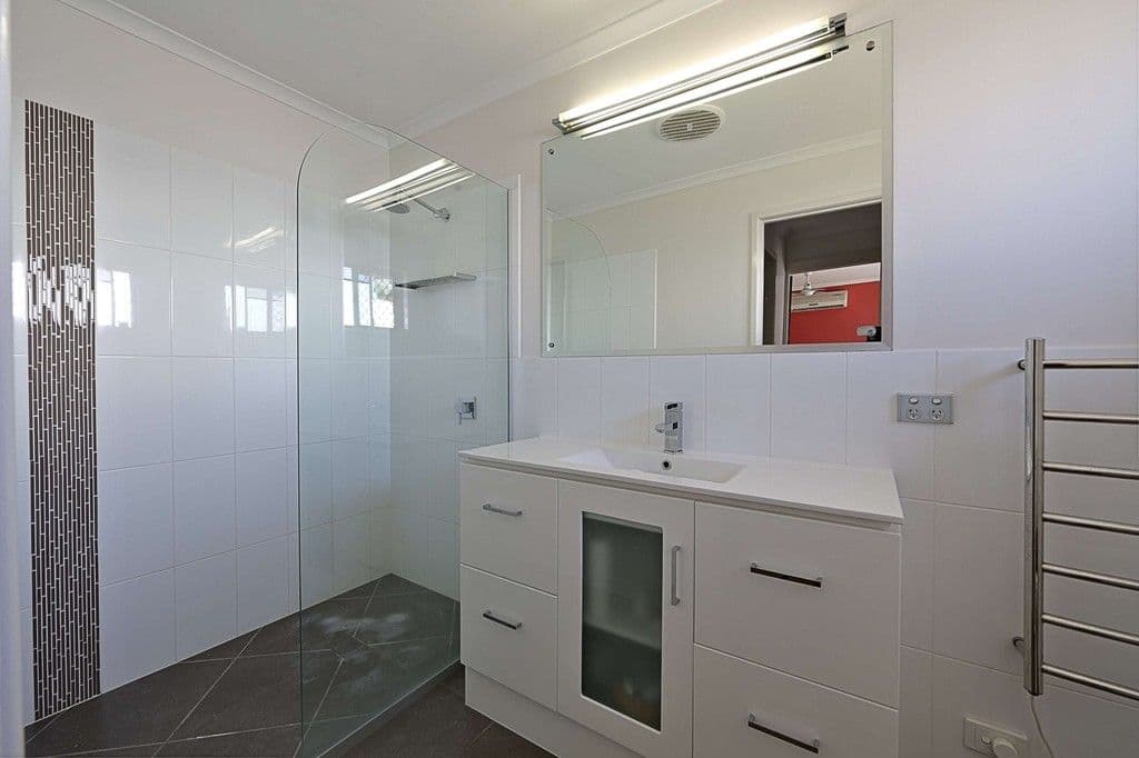 34 Harvey Street, AVENELL HEIGHTS QLD 4670, Avenell Heights - Thumbnail 6