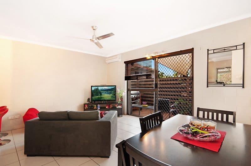 76 Paxton Street, NORTH WARD QLD 4810, North Ward - Thumbnail 2