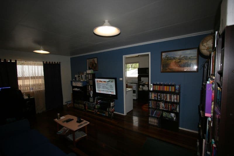 22 Mornington Crescent, ONE MILE QLD 4305, One Mile - Thumbnail 5