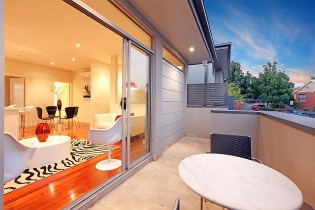 8B Chaleyer Street, RESERVOIR VIC 3073, Reservoir - Thumbnail 7