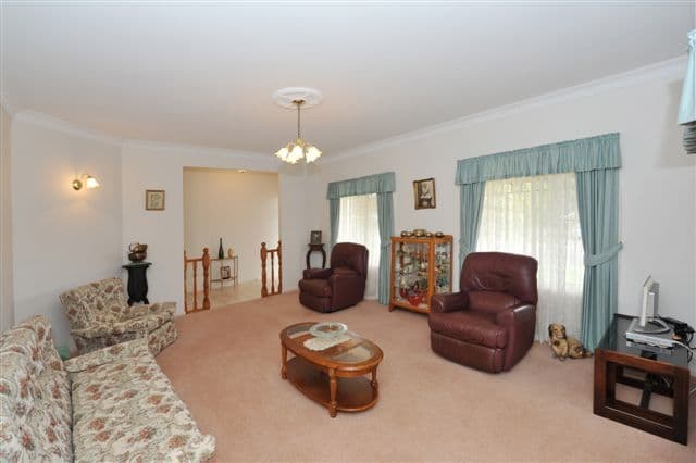3 Ironbark Court, HIGHFIELDS QLD 4352, Highfields - Thumbnail 2