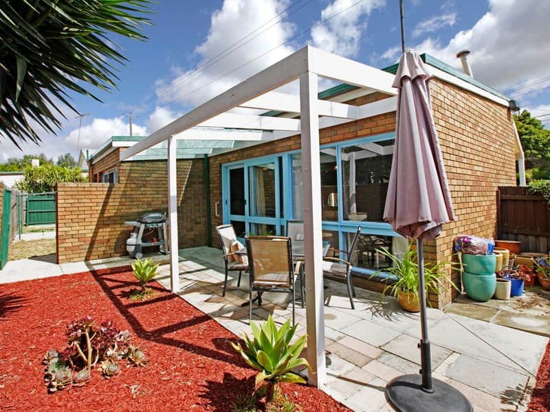 8 Victoria Street, RIPPLESIDE VIC 3215, Rippleside - Image 1
