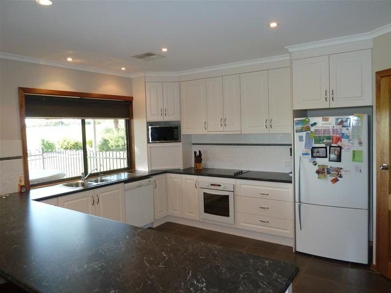 9 John Fallas Drive, MOUNT GAMBIER SA 5290, Mount Gambier - Thumbnail 3