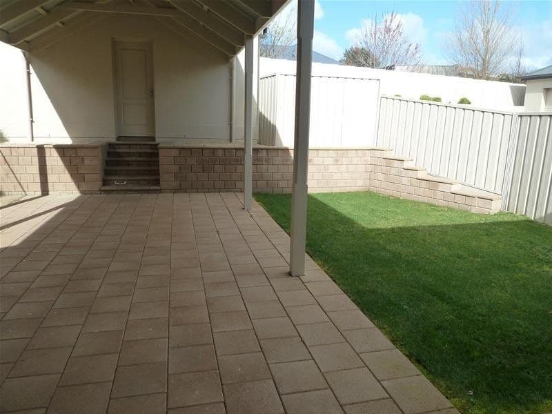 7 Reginald Street, MOUNT GAMBIER SA 5290, Mount Gambier - Thumbnail 2