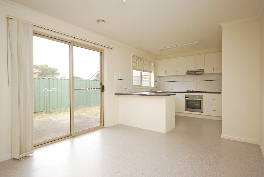 20 Domain Gardens, SEBASTOPOL VIC 3356, Sebastopol - Thumbnail 3