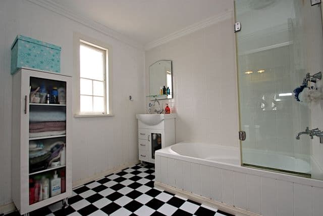 101 Thorn Street, IPSWICH QLD 4305, Ipswich - Thumbnail 7