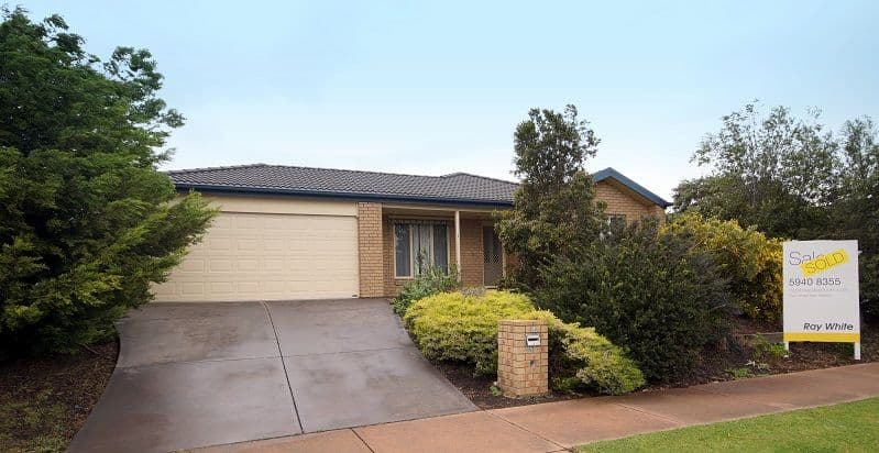 5 Stringybark Circuit, PAKENHAM VIC 3810, Pakenham - Image 1