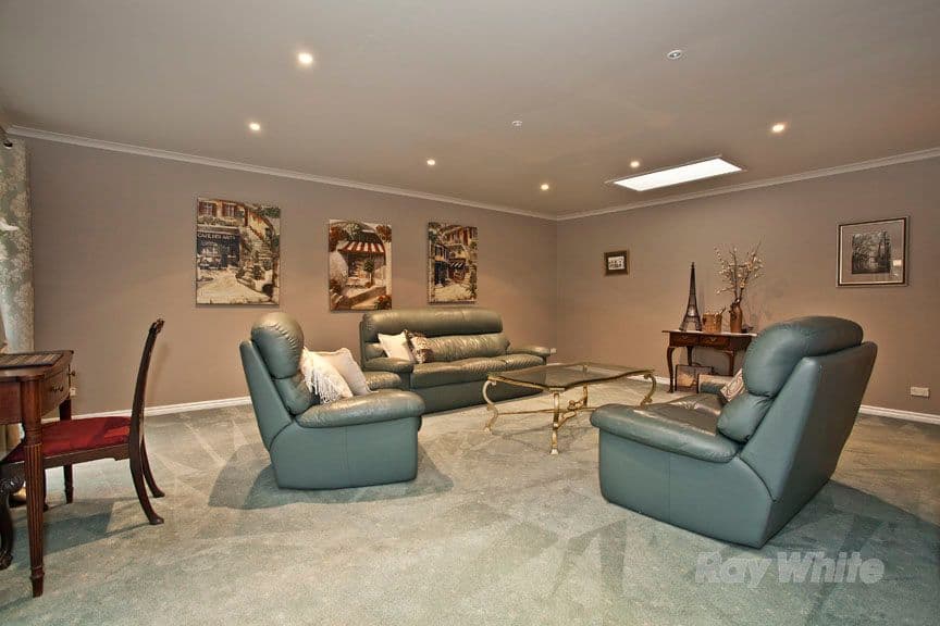 54 Cornelius Drive, WANTIRNA SOUTH VIC 3152, Wantirna South - Thumbnail 3