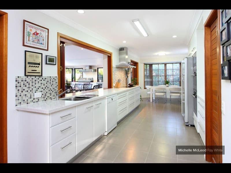 47 Marmindie Street, CHAPEL HILL QLD 4069, Chapel Hill - Thumbnail 5
