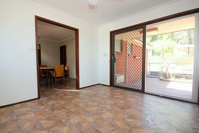 9 Grace Avenue, CONDELL PARK NSW 2200, Condell Park - Thumbnail 6