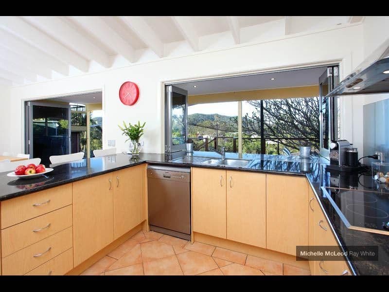 103 Bielby Road, CHAPEL HILL QLD 4069, Chapel Hill - Thumbnail 6