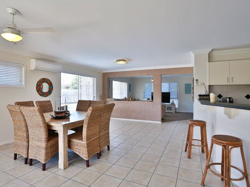11 Murchison Court, MURRUMBA DOWNS QLD 4503, Murrumba Downs - Thumbnail 2