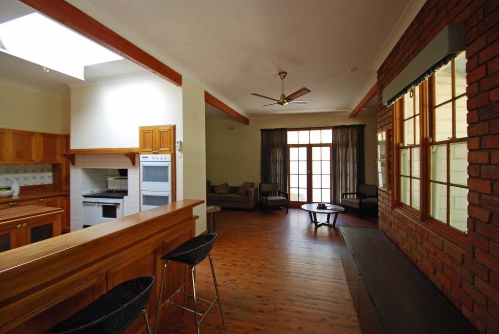 10 HARVEY Street, WALWA VIC 3709, Walwa - Thumbnail 7