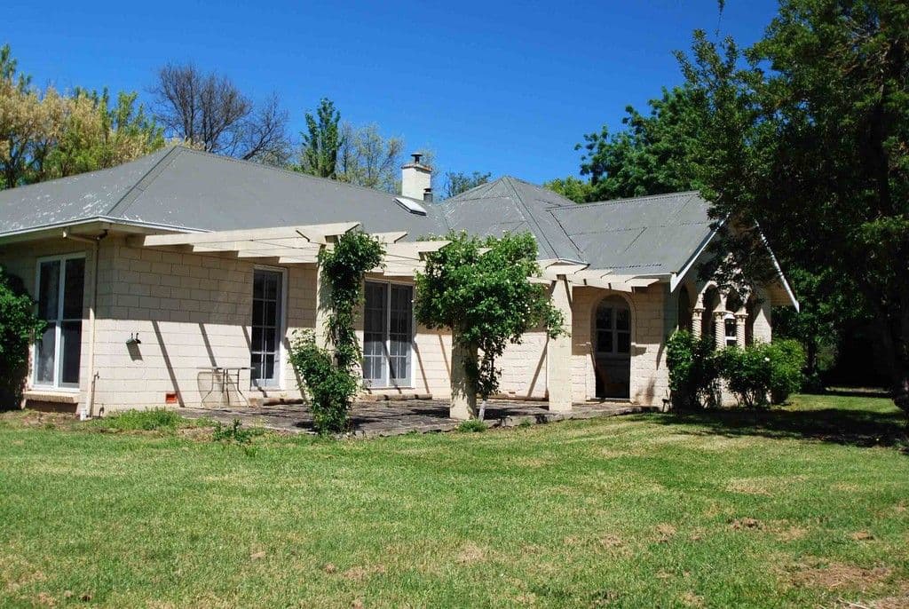 10 HARVEY Street, WALWA VIC 3709, Walwa - Image 1