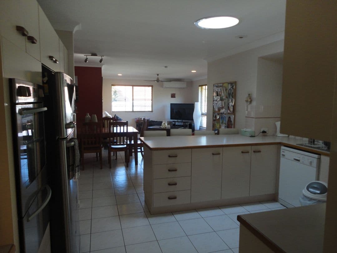 7 Lynton Street, MIDDLE PARK QLD 4074, Middle Park - Thumbnail 5