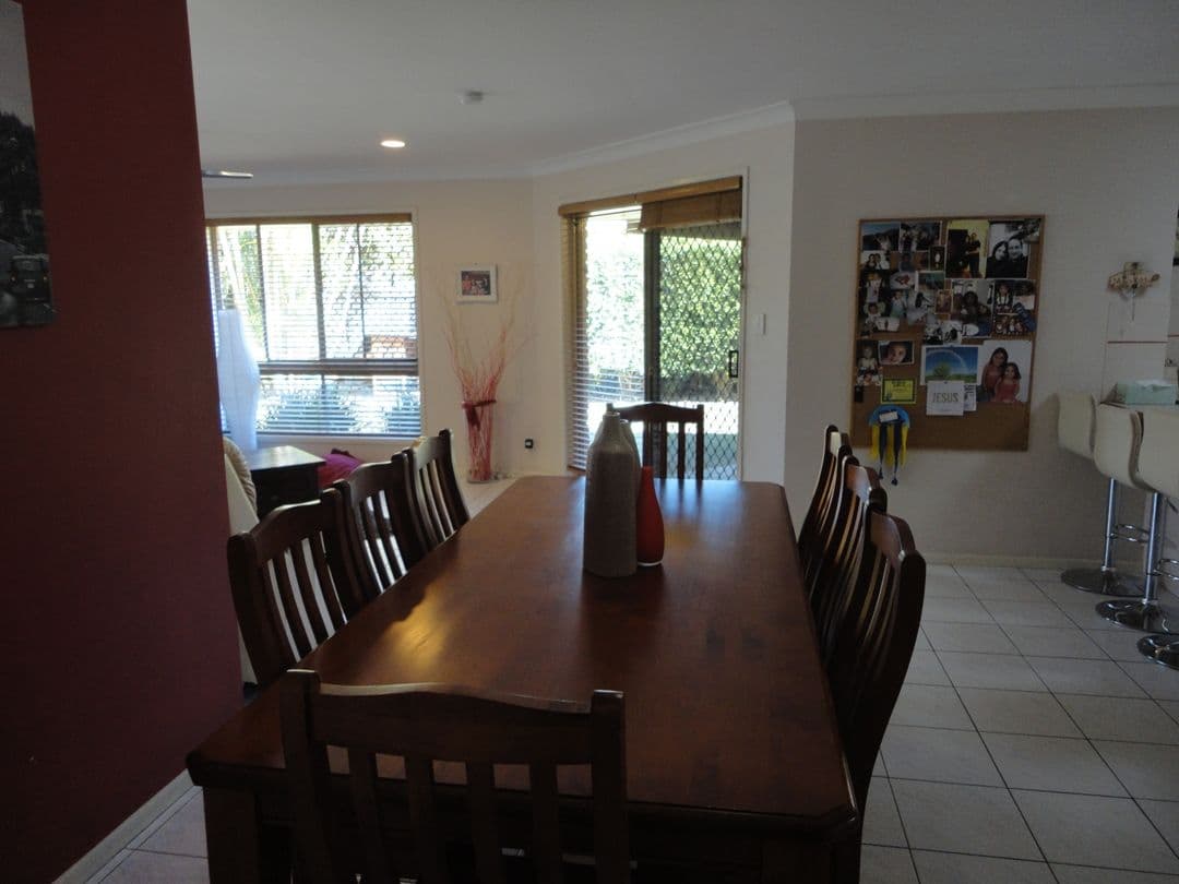 7 Lynton Street, MIDDLE PARK QLD 4074, Middle Park - Thumbnail 6