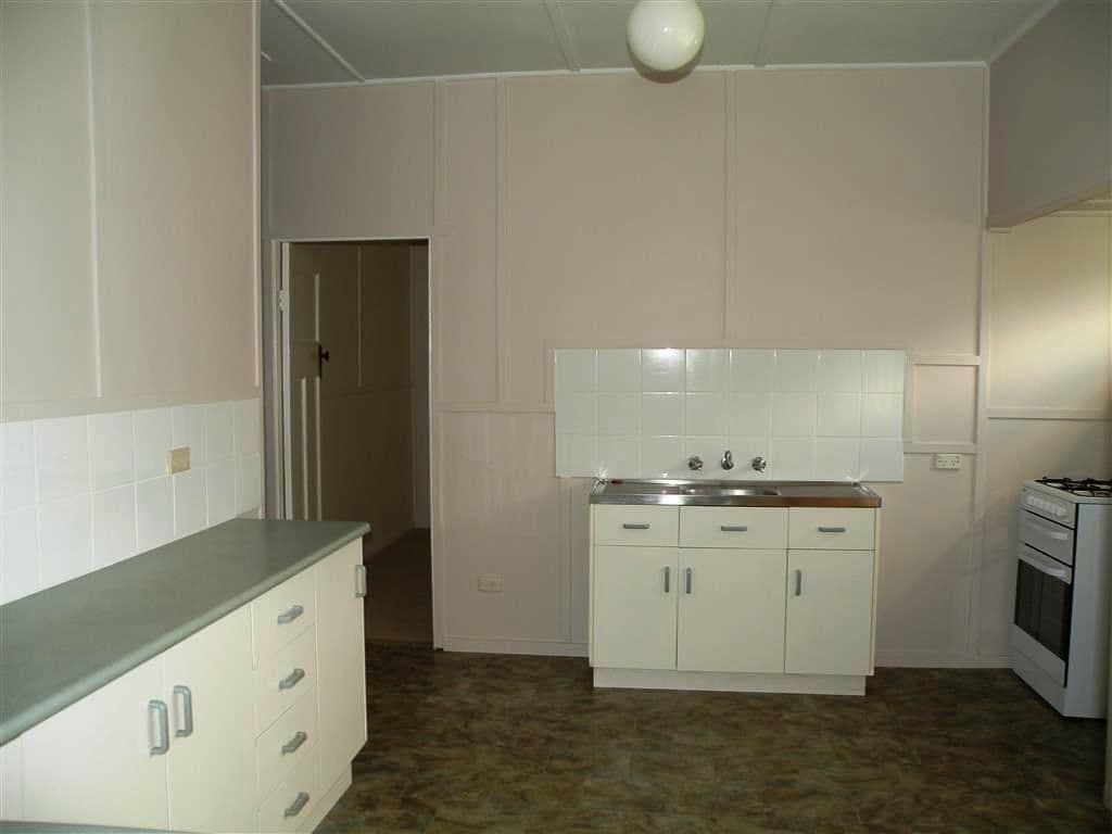 149 High Street, BERSERKER QLD 4701, Berserker - Thumbnail 7