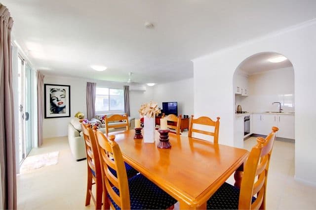 16 Garden Grove Crescent, KIRWAN QLD 4817, Kirwan - Thumbnail 2