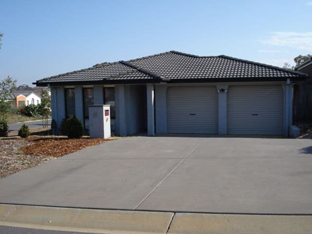 11 Ayrton Street, GUNGAHLIN ACT 2912, Gungahlin - Thumbnail 2