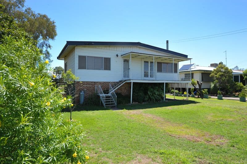 12 Mooloobar Street, NARRABRI NSW 2390, Narrabri - Image 1