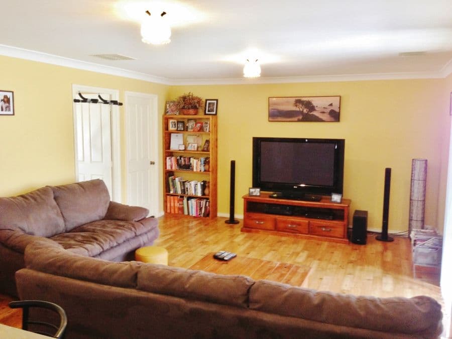 2 Pineview Circuit, YOUNG NSW 2594, Young - Thumbnail 2