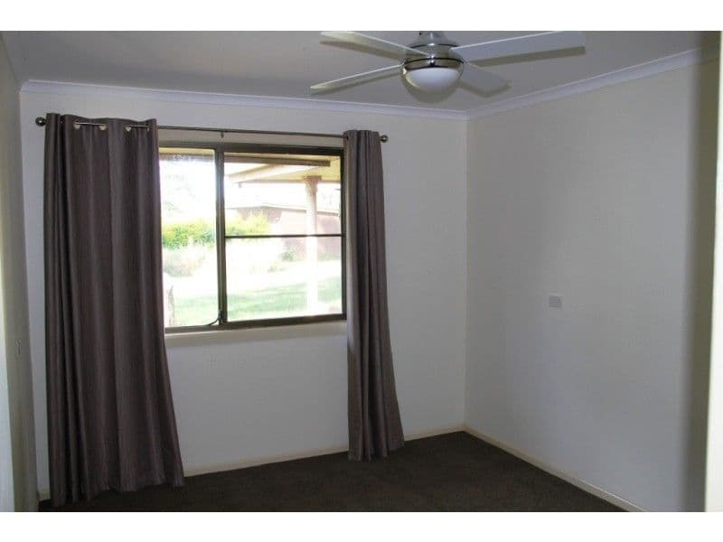 184 parallel Road, WOOROOLIN QLD 4608, Wooroolin - Thumbnail 5
