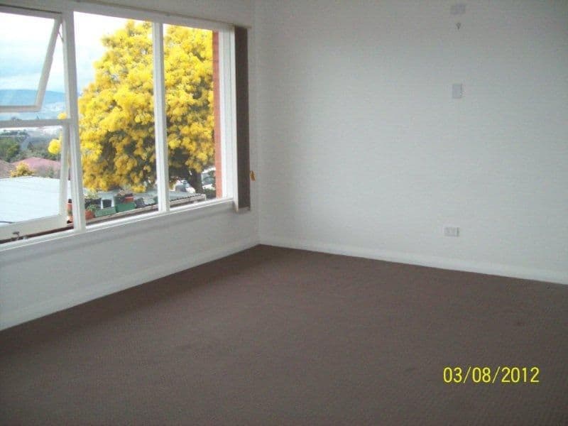 1/105 Forest Road, TREVALLYN TAS 7250, Trevallyn - Thumbnail 3