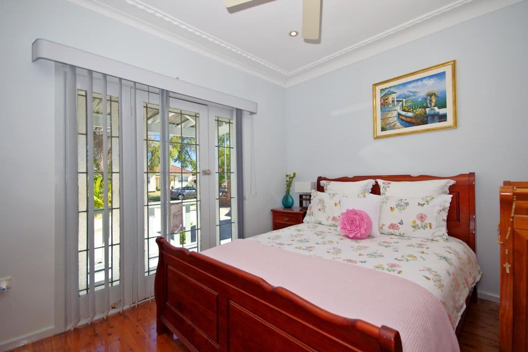 12 Russell Street, GREENACRE NSW 2190, Greenacre - Thumbnail 6