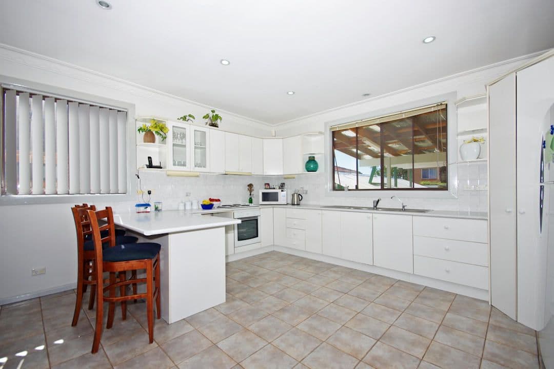 12 Russell Street, GREENACRE NSW 2190, Greenacre - Thumbnail 2