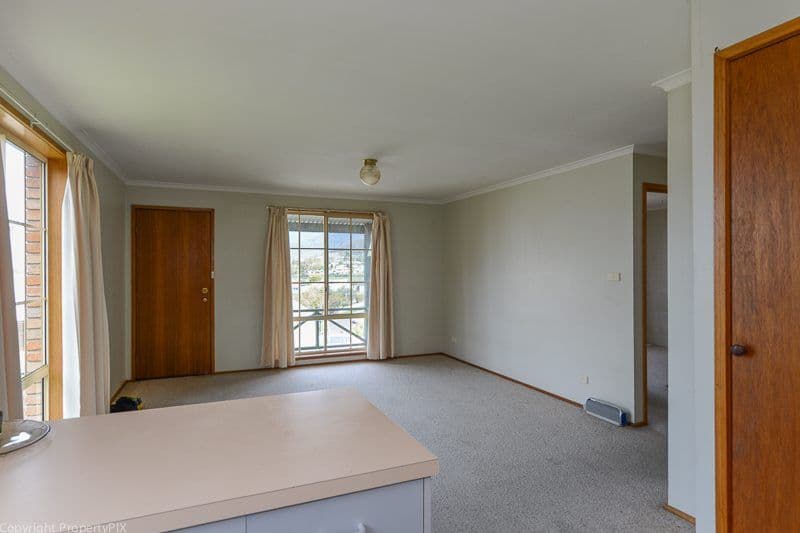 84 Hilton Road, CLAREMONT TAS 7011, Claremont - Thumbnail 7