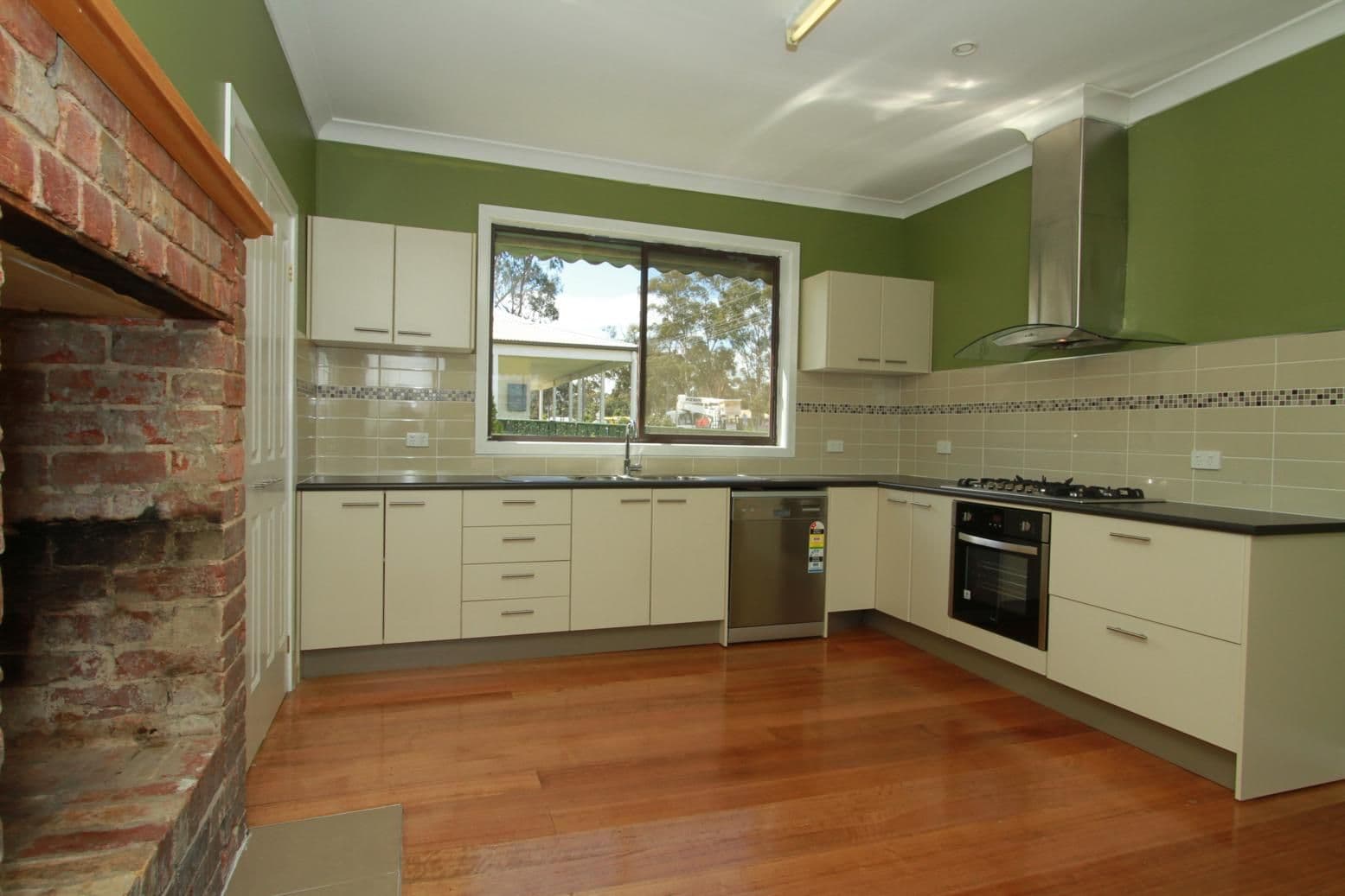 657 Midland Highway, HUNTLY VIC 3551, Huntly - Thumbnail 2