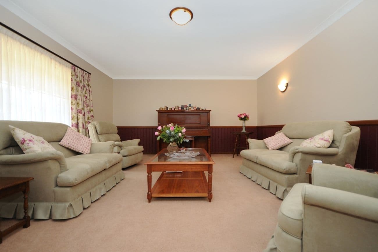 11 Arcadia Court, HIGHFIELDS QLD 4352, Highfields - Thumbnail 2