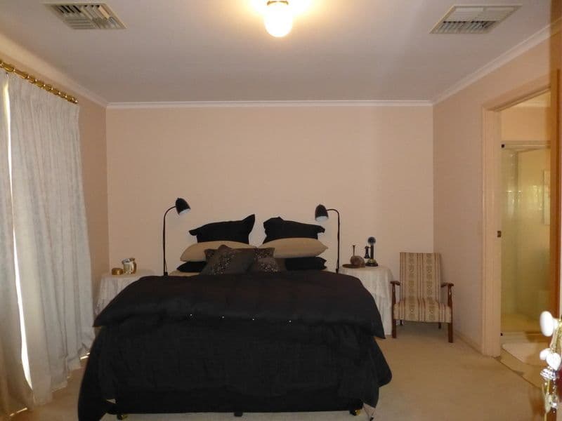 40 Murrumbidgee Drive, ECHUCA VIC 3564, Echuca - Thumbnail 4