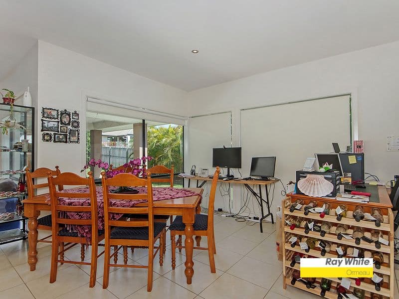 35 Lauradale Crescent, ORMEAU QLD 4208, Ormeau - Thumbnail 3