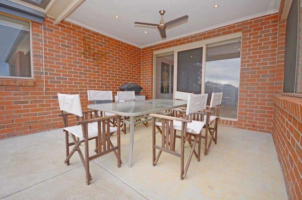 11 Horwood Drive, CANADIAN VIC 3350, Canadian - Thumbnail 3