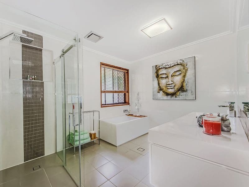 12 Kentwood Drive, ROBINA QLD 4226, Robina - Thumbnail 8