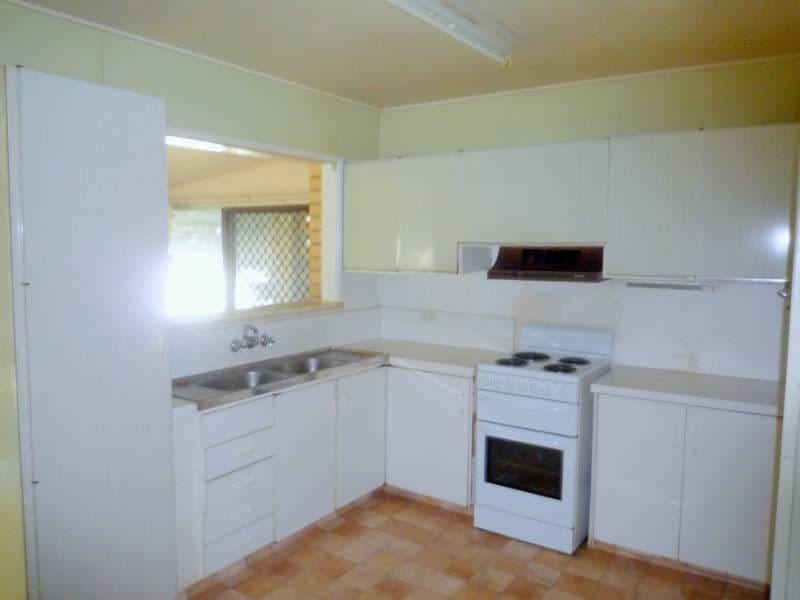 6 Upper Holborn Street, Deception Bay QLD 4508, Deception Bay - Thumbnail 2
