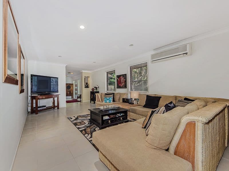 12 Kentwood Drive, ROBINA QLD 4226, Robina - Thumbnail 4