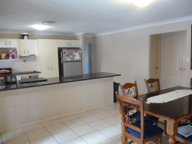 6 Clarke Court, COLLINGWOOD PARK QLD 4301, Collingwood Park - Thumbnail 2