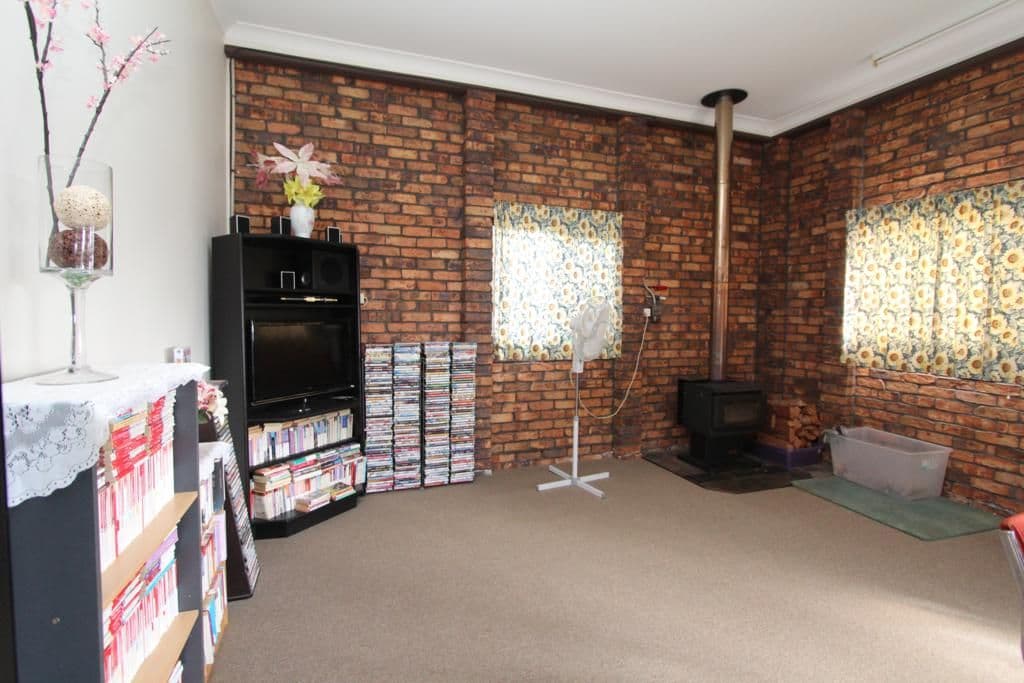 18 Wood Street, TENTERFIELD NSW 2372, Tenterfield - Thumbnail 4
